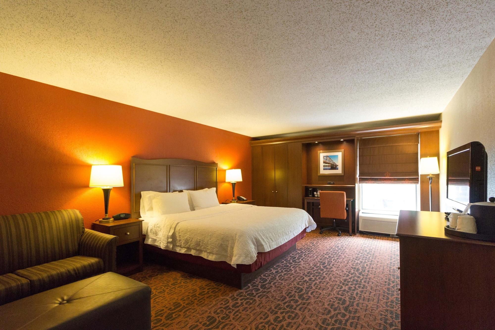Hampton Inn Columbus-South Гров Сити Экстерьер фото