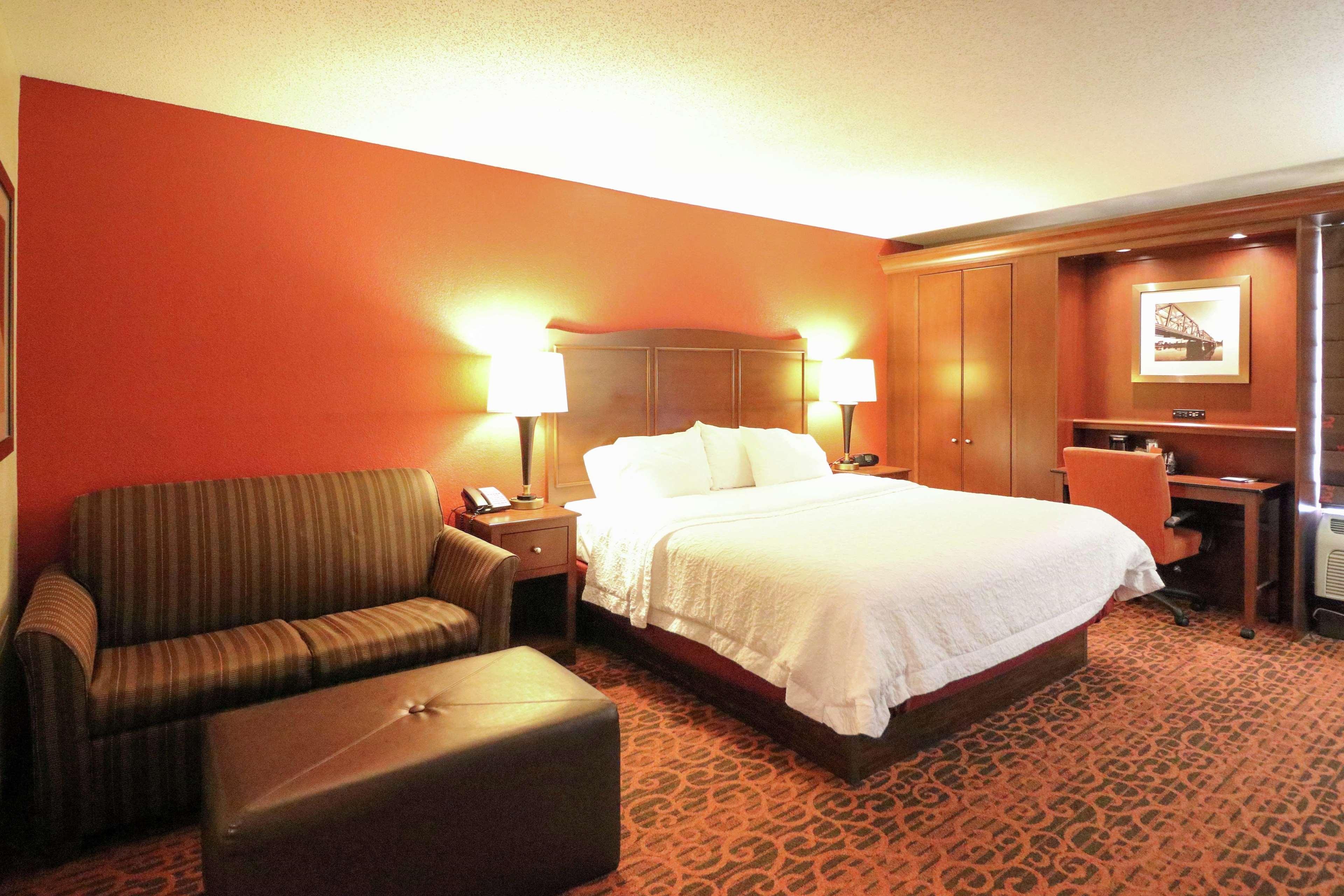 Hampton Inn Columbus-South Гров Сити Экстерьер фото